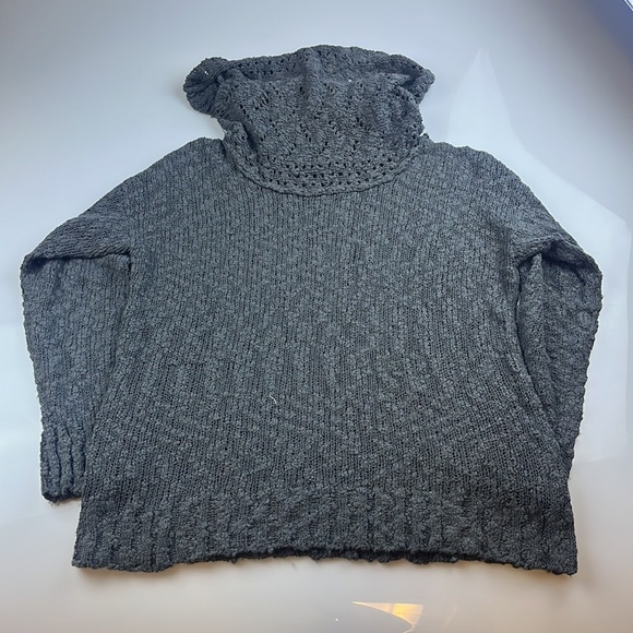 Nomadic Traders Knit Turtleneck Sweater S87-32 - Picture 2 of 3